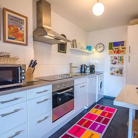 Madeleines Nest Og Lägenhet List